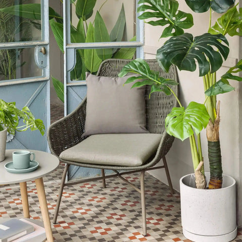 Abeli Lounge Chair