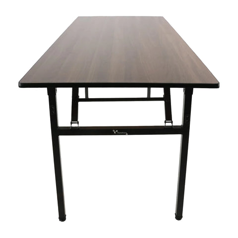 Brooksby Banquet Table