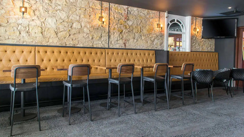 Caprice Bar Stools Carlton Round Table Base And Teak Table Tops At Murray Bridge Hotel