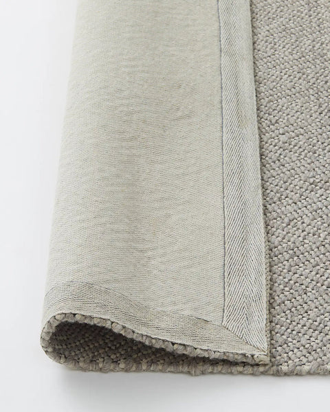 Matterhorn Rug