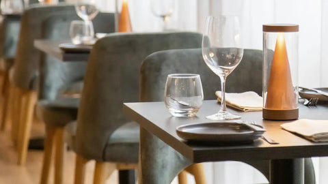 Mulberry Chairs And Carlton Tables At The Presidential Hotel Mount Gambier