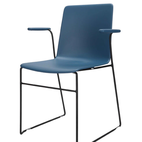 Gecko Chair | Sled with Arms