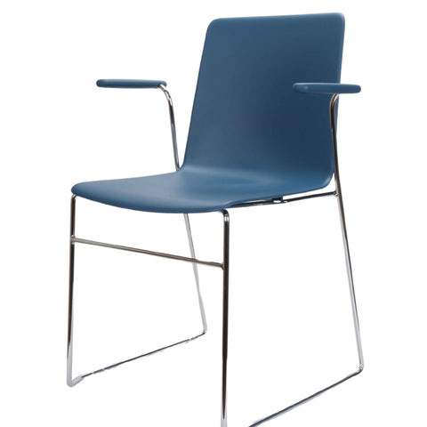 Gecko Chair | Sled with Arms
