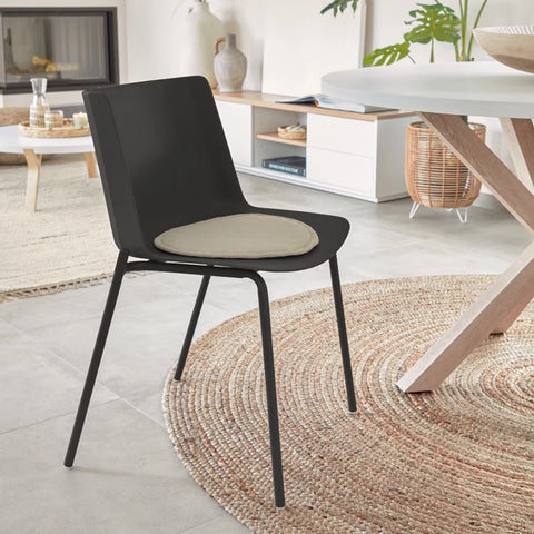 Hannia Chair
