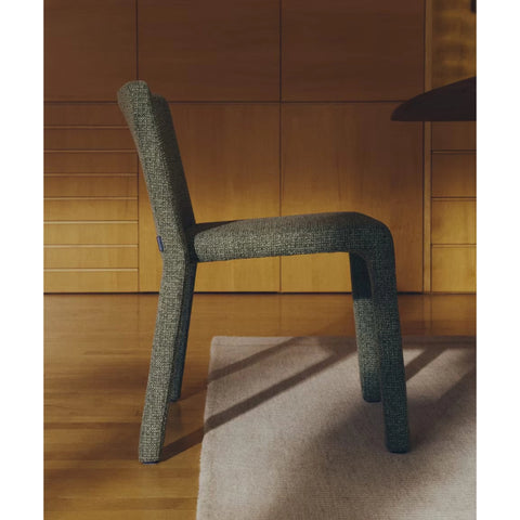 Loria Chair